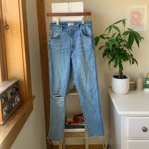 Wrangler! Straight leg!